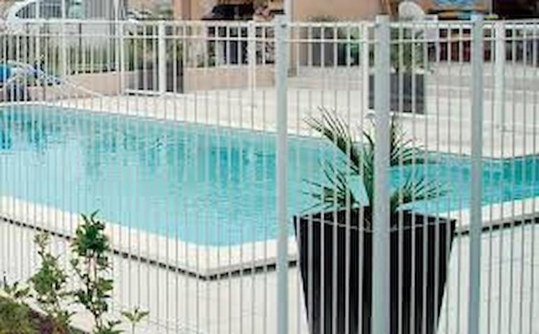 Villa Thalia Лонгвил-сюр-Мер Екстериор снимка
